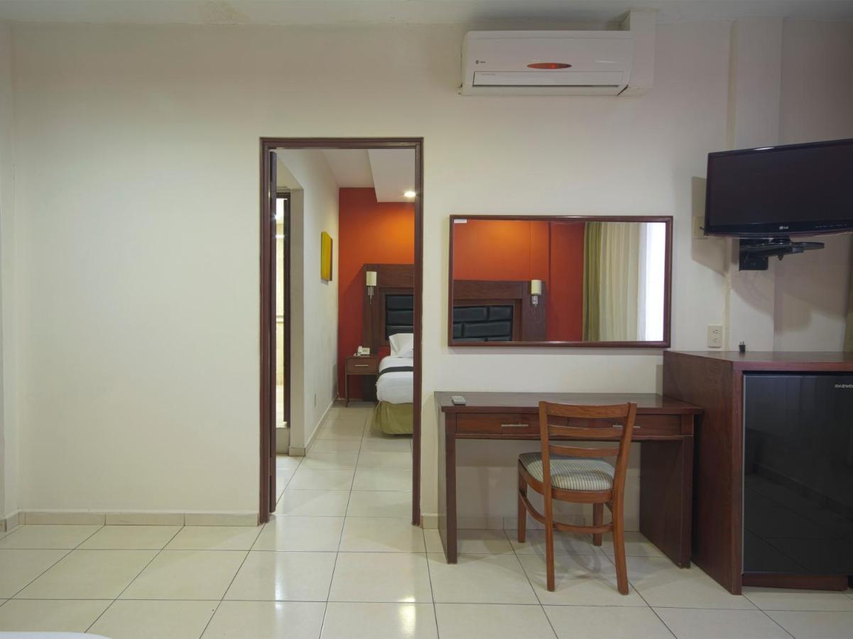 Hotel Impala De Tampico Exterior photo